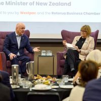 Đảng Lao động NZ tung gói $1,56 tỷ hỗ trợ doanh nghiệp nhỏ: Giảm thuế và trả nợ 