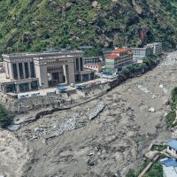 Lũ quét tại biên giới Trung Quốc - Nepal liên quan đến sạt lỡ băng từ sông băng